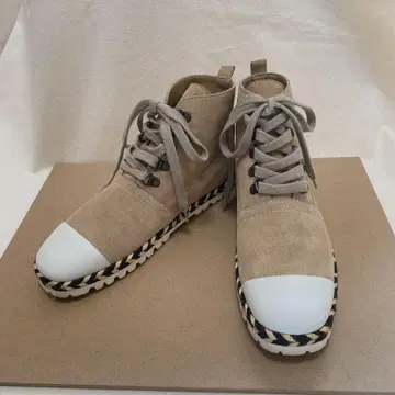 JW Anderson 베이지 스웨이드 하이컷 스니커즈 하자품