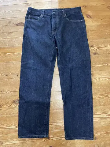 UNIQLO 레귤러 핏 셀비지 청바지
