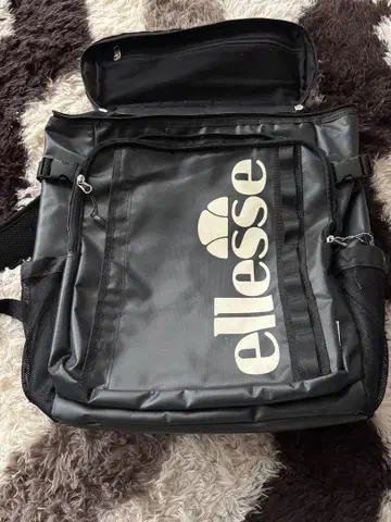 ellesse 블랙 백팩