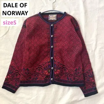 달레 오브 노르웨이 노르딕 가디건 빨간색 계열 사이즈 S