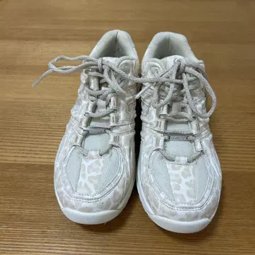 JFTT 표범 무늬 스니커즈