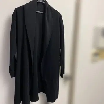 미사용 새상품 DoCLASSE 여성용 블랙 코트