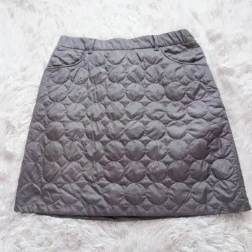 블랙 앤 화이트 L 사이즈 골프 스커트 퀼팅 그레이