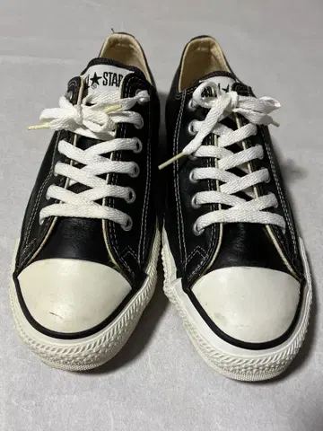 converse 블랙 가죽 스니커즈