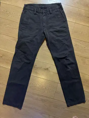 아이언 하트 치노 팬츠 그레이