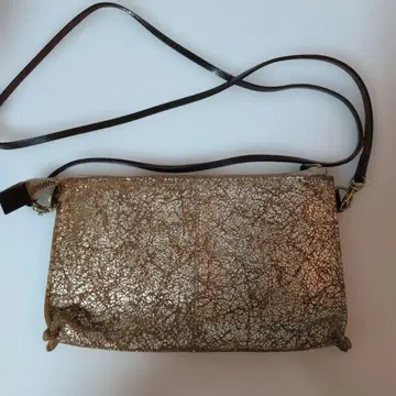 ikot 이코트 크랙킹 지갑 숄더백