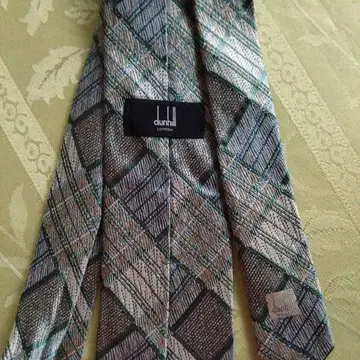 새상품급 dunhill 체크 무늬 넥타이
