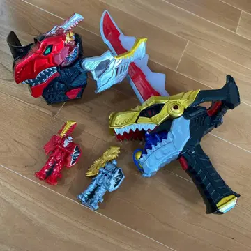 [ 가격 인하 ] 기사룡전대 류소우저 최강룡장 세트