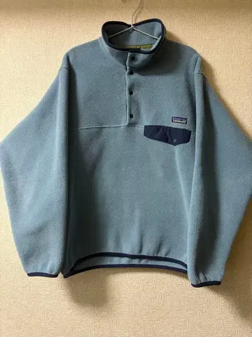 [컨디션 최상 레어 컬러] patagonia 신틸라 스냅T 나에나 착용