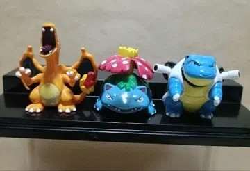 포켓몬 몬코레 관동 지방 스타팅 3인방 이상해꽃 리자몽 거북왕