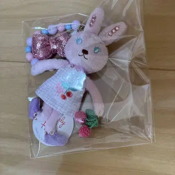 컬리 컬렉션 참 키링