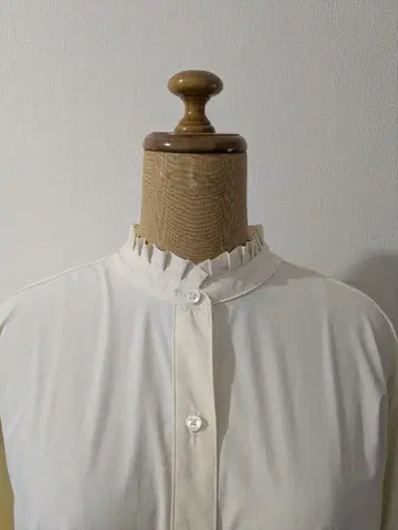 그린 라벨 릴랙싱 프릴 옷깃 긴팔 셔츠