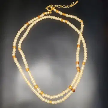 크림과 브라운 컬러 스톤 비즈 목걸이 약 70cm