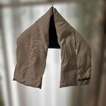 JIL SANDER+ 베이지 머플러 택 포함