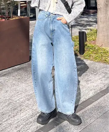 CPCM 커브 페인터 데님 팬츠