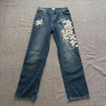 카라쿠리타마시 일본풍 패턴 자수 데님 팬츠 32 벚꽃