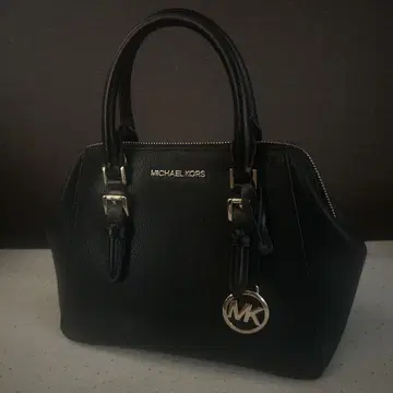새상품급 MICHEAL KORS 백
