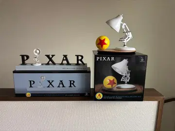 PIXAR 로고 & 램프 & 공 피규어 세트