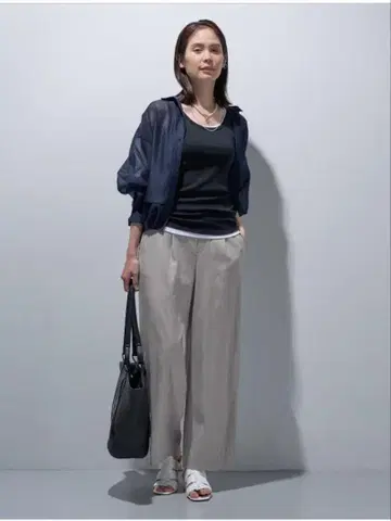 그레이 와이드 팬츠 M 사이즈