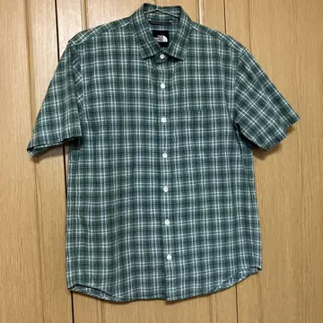 THE NORTH FACE 반팔 셔츠