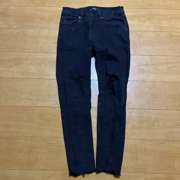 데미지 가공 스키니 데님 다크 블루