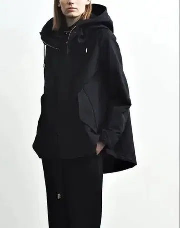 유나이티드 애로우즈 별주 The Reracs 34 블랙 모즈 코트
