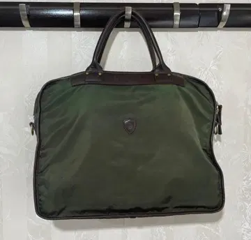 Felisi [1891] 어깨끈 포함 BEAMS F 별주 모델