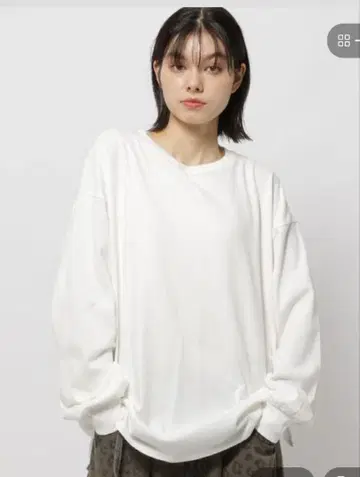 니코앤드 컬러마이스터 롱 T셔츠 화이트