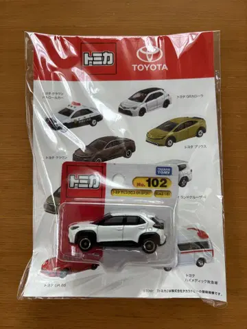 토미카 도요타 야리스 크로스 GR SPORT No.102
