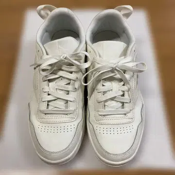 인기 레어템 [Reebok x 무인양품] 스니커즈 24.5cm