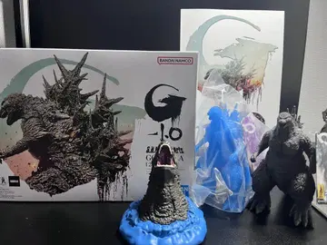 S.H. 몬스터아츠 고질라 2023 극장 공개 세트