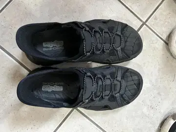 SKECHERS Slip-Ins 블랙 샌들