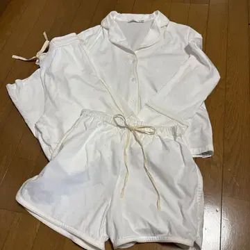 자라 홈 화이트 코튼 파자마 세트