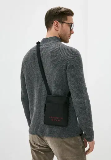 캘빈클라인 숄더백 CK 로고 사선