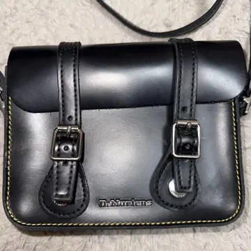 닥터마틴 Dr.Martens 숄더백 사첼백