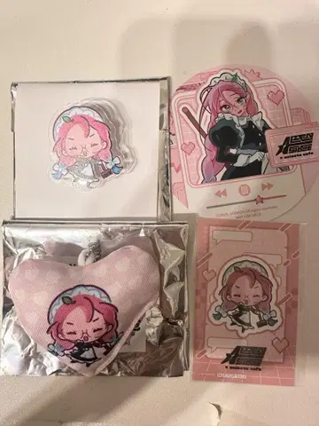 에이리언 스테이지 아니카페 쿠션 키링 아크릴 클립 미지