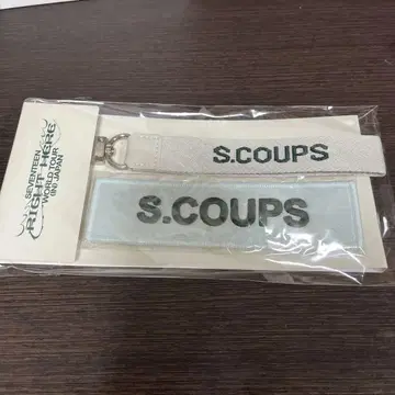 에스쿱스 RIGHT HERE 네임 와펜 멀티 스트랩