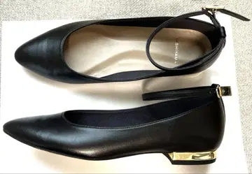 KASHIYAMA 블랙 스트랩 펌프스 22.5cm