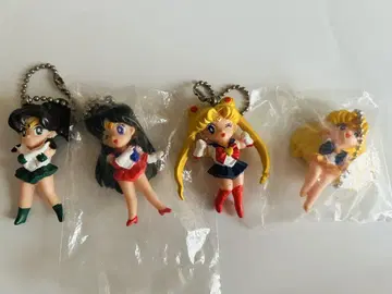 세일러문 아크릴 키링 4체 세트