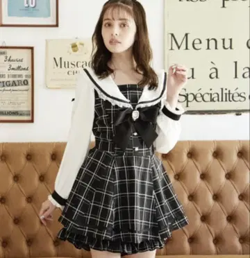 LIZLISA 리즈리사 세일러 카라 셋업