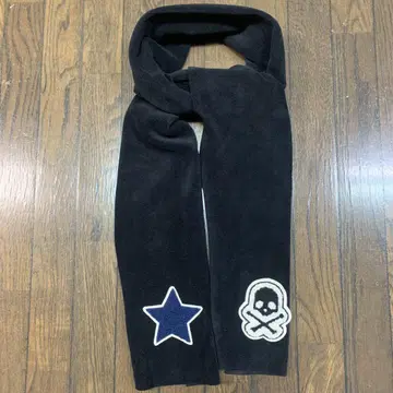 시착 정도 새상품급 하이드로겐 브론자지 머플러 블랙 컬러