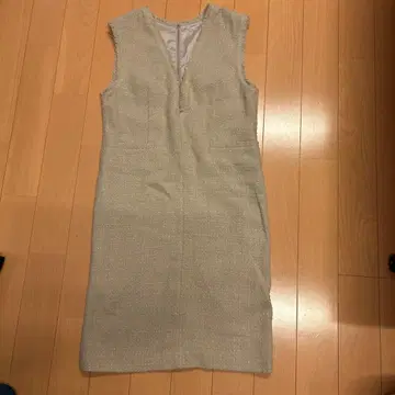 라메 믹스 베이지 계열 키 넥 오버롤 스커트