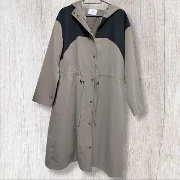 petit main LIEN 후드 부착 마운틴 후드티
