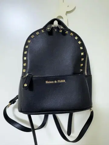 Maison de FLEUR 스터드 백팩 블랙