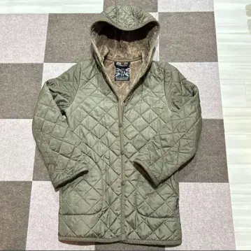 컨디션 최상 라벤햄 퀼팅 자켓 후드 부착 38 사이즈 말 택