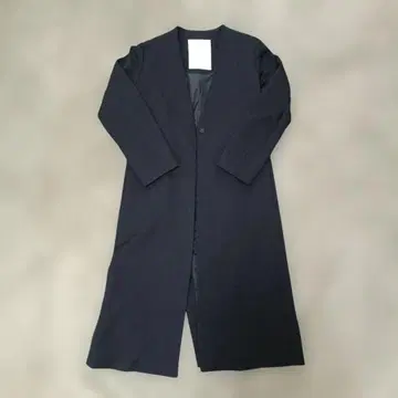 Elura 노카라 코트 블랙