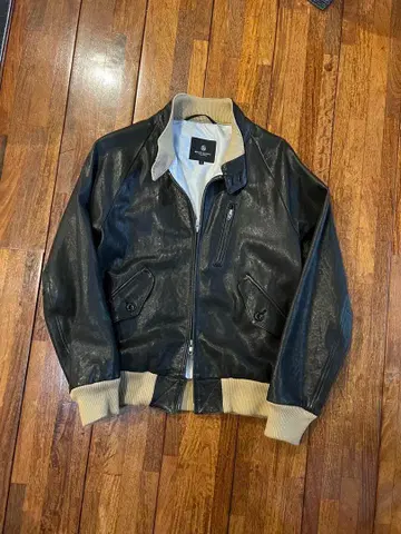 뷰티 앤 유스 레더 해링턴 J 스윙탑 L 사이즈