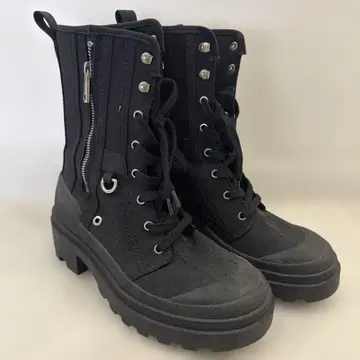 ZARA 블랙 지퍼 레이스업 부츠