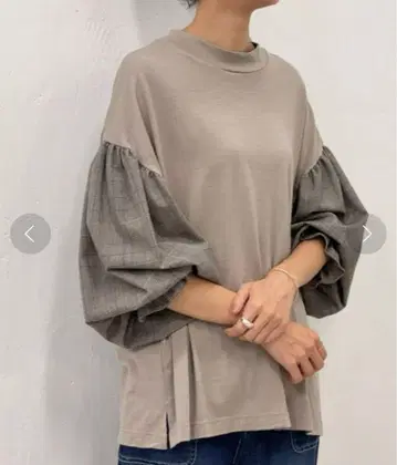 비어즐리 소매 체크 울 티셔츠
