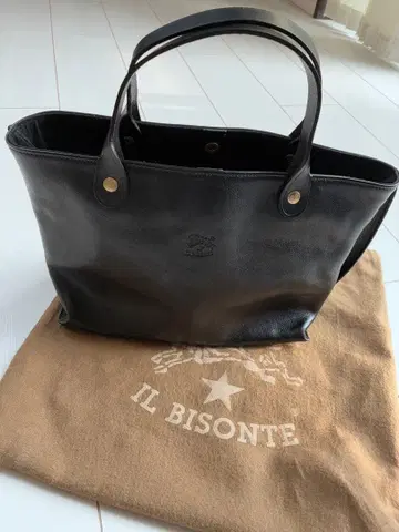IL BISONTE 블랙 가죽 토트백